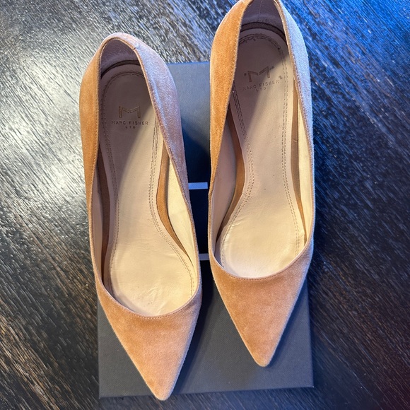 Marc Fisher Zala Pump Size 9 Medium Tan Camel Brown - Picture 4 of 5